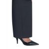 Pantalon femme profil bas de jambe