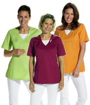 Blouse courte à manches 1/2, Emplacement blanc dans le décolleté