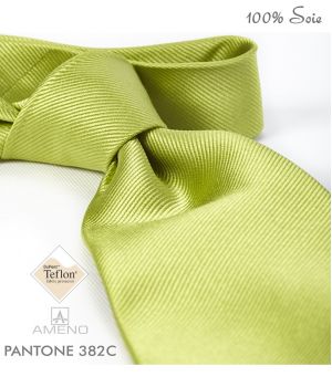 Cravate 100% Soie, Vert chartreuse, Doux au toucher, Traité anti taches, Largeur 7 cm