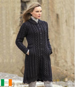 Magnifique Manteau Irlandais Femme, Couleur Mélange de Gris Charbon