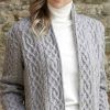 Manteau Irlandais, Motif à Torsades des îles d'Aran, Gris clair