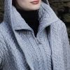 Très Chic Manteau Irlandais à Capuche, Gris clair, double zip