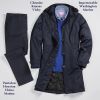 Manteau Femme Marine présenté avec Vêtements Coordonnés