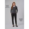 Pantalon Femme, Slim fit, Noir, Porté avec Jumper Anthracite